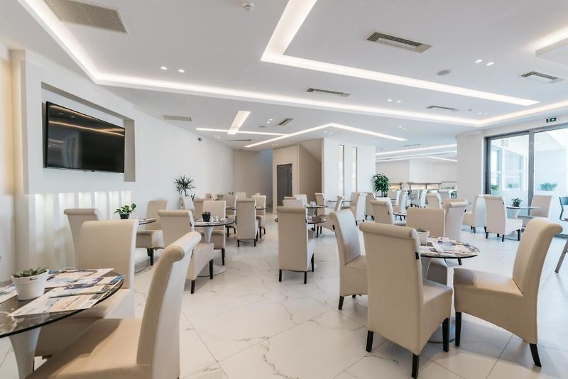 Tesoro Hotel 7