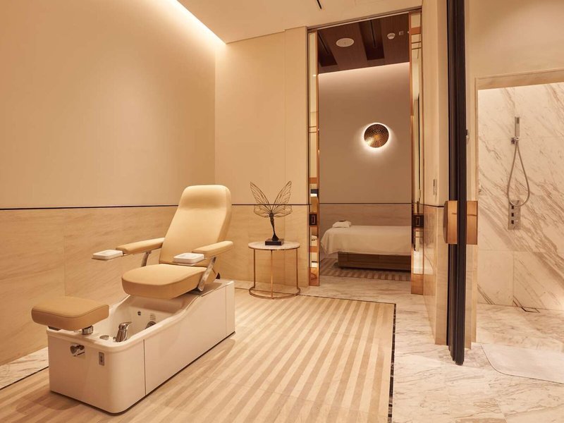 Waldorf Astoria Dubai International Financial Centre 15