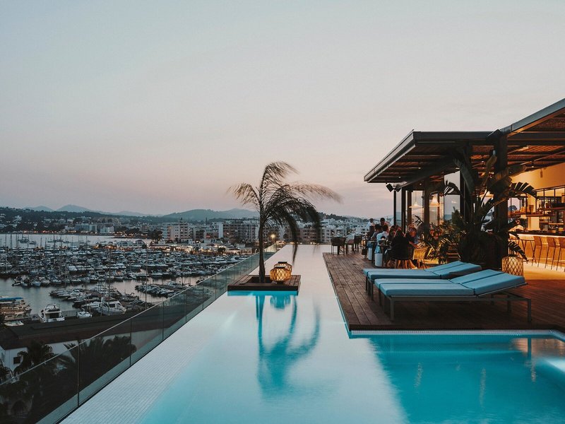 Aguas de Ibiza Grand Luxe Hotel 17