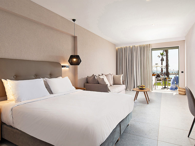 Portes Lithos Luxury Resort 4