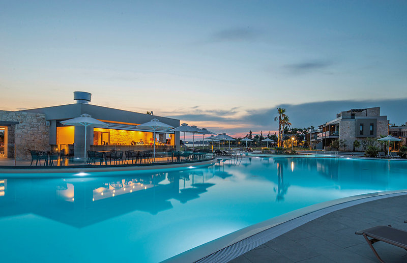 Portes Lithos Luxury Resort 7
