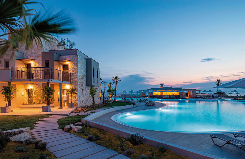 Portes Lithos Luxury Resort 8