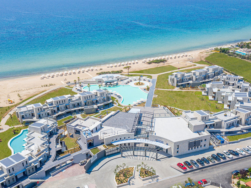 Portes Lithos Luxury Resort 2