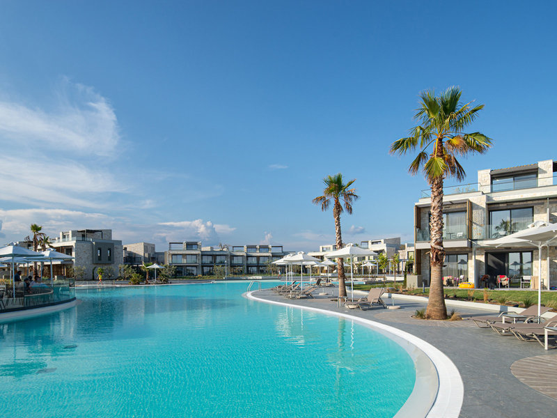 Portes Lithos Luxury Resort 3