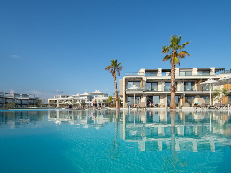 Portes Lithos Luxury Resort 13