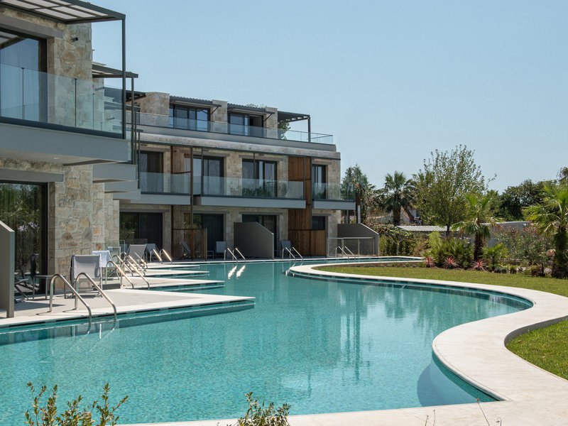 Portes Lithos Luxury Resort 18
