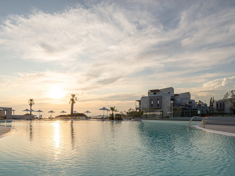 Portes Lithos Luxury Resort 20