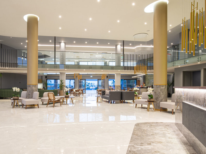 Portes Lithos Luxury Resort 23