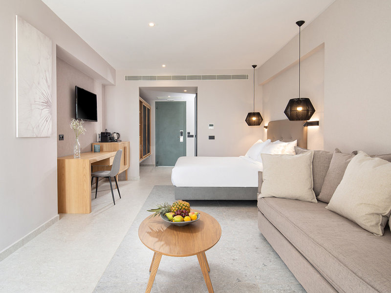 Portes Lithos Luxury Resort 38