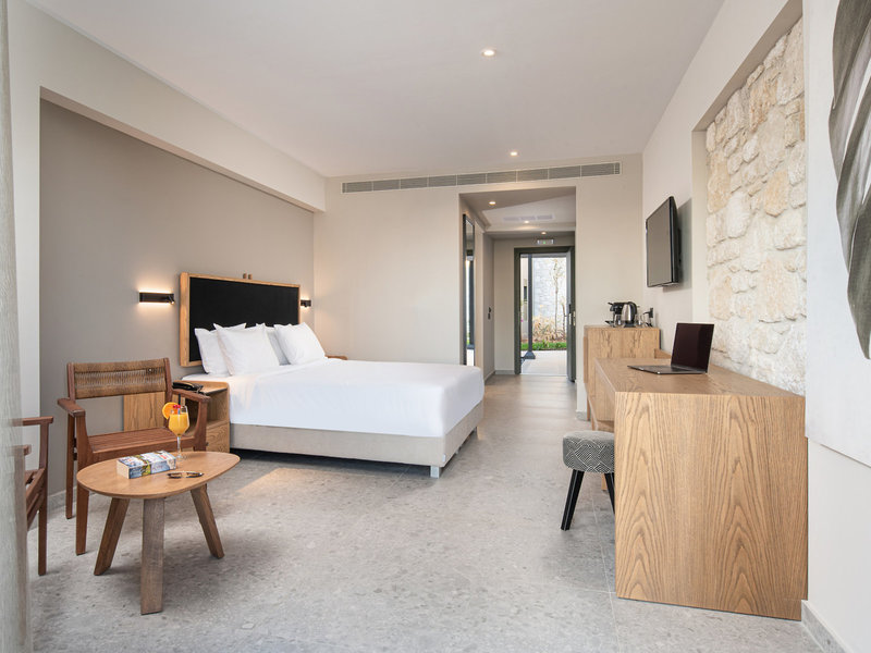Portes Lithos Luxury Resort 45