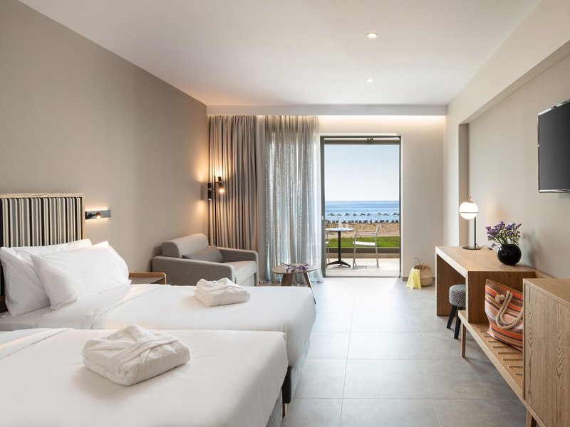 Portes Lithos Luxury Resort 48