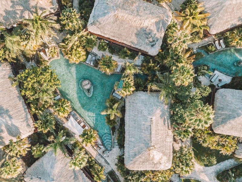 Kontiki Beach Resort 1