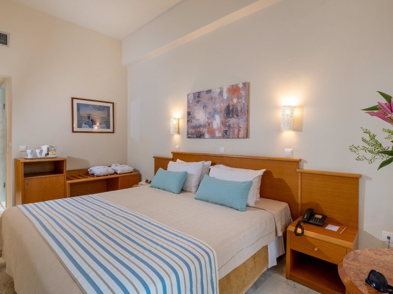Minos Hotel 35