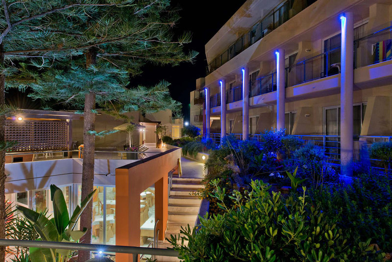 Minos Hotel 12