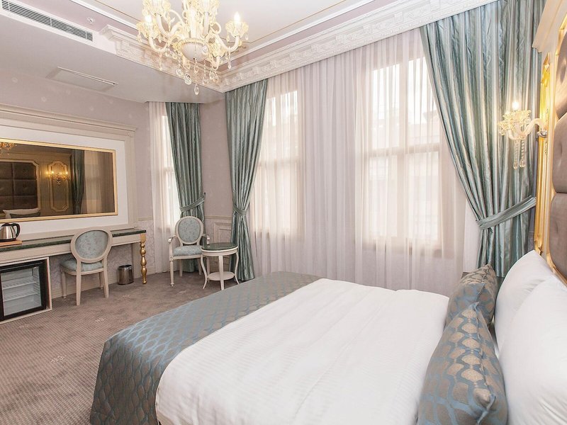 Meserret Palace Istanbul 17