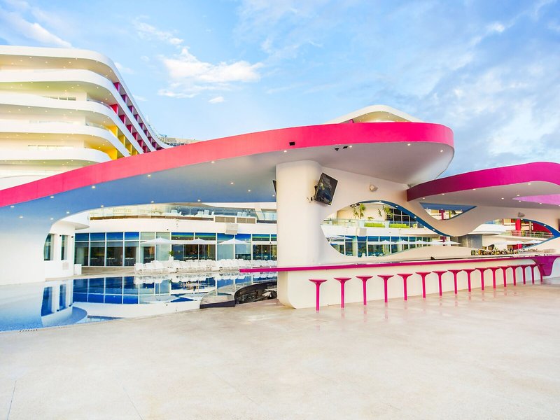 Temptation Resort & Spa 17