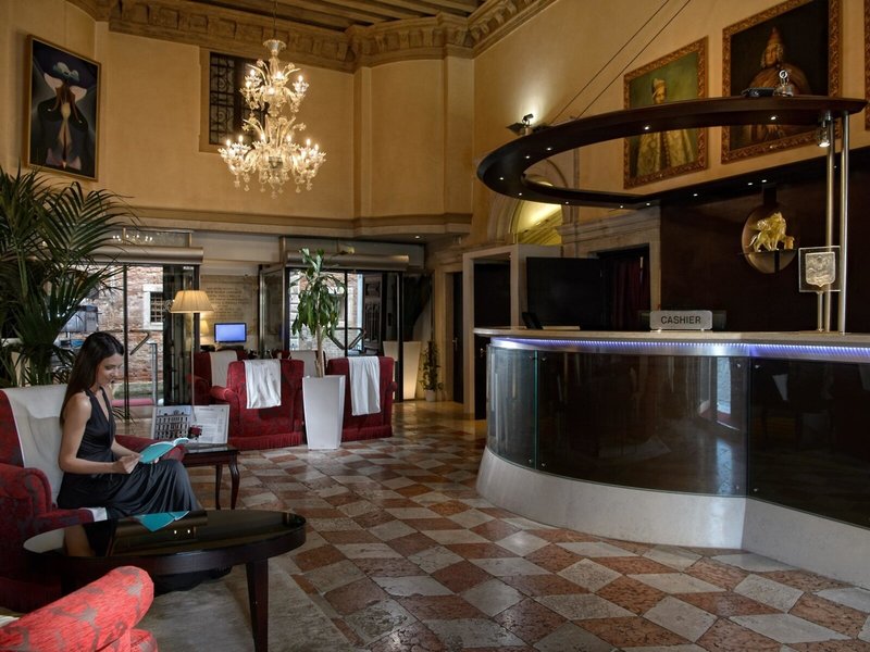 Ruzzini Palace 14