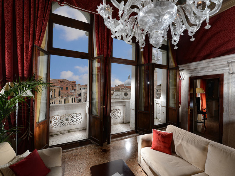 Ruzzini Palace 18