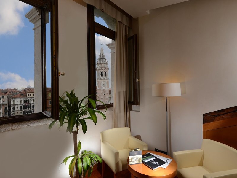 Ruzzini Palace 42