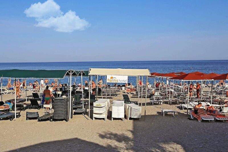 Malibu Resort Hotel 7