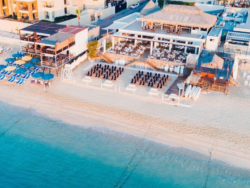 Bahia Hotel & Beach House 16