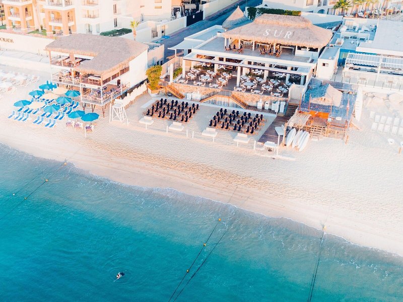 Bahia Hotel & Beach House 17