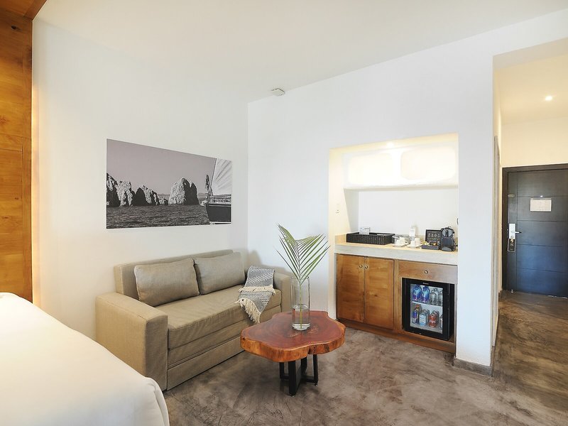 Bahia Hotel & Beach House 31
