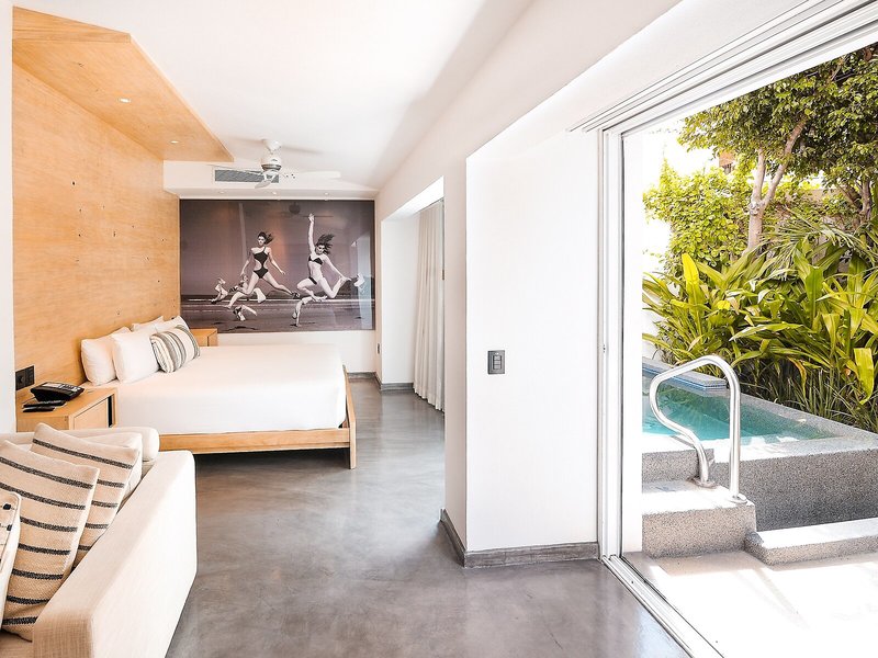 Bahia Hotel & Beach House 37