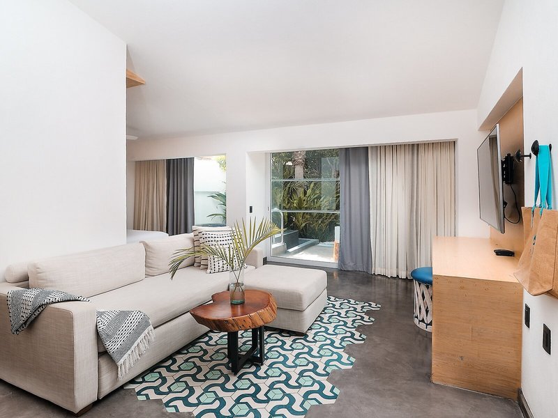 Bahia Hotel & Beach House 39