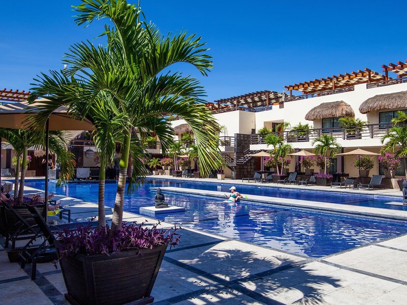 Aldea Thai By Ocean Front 1