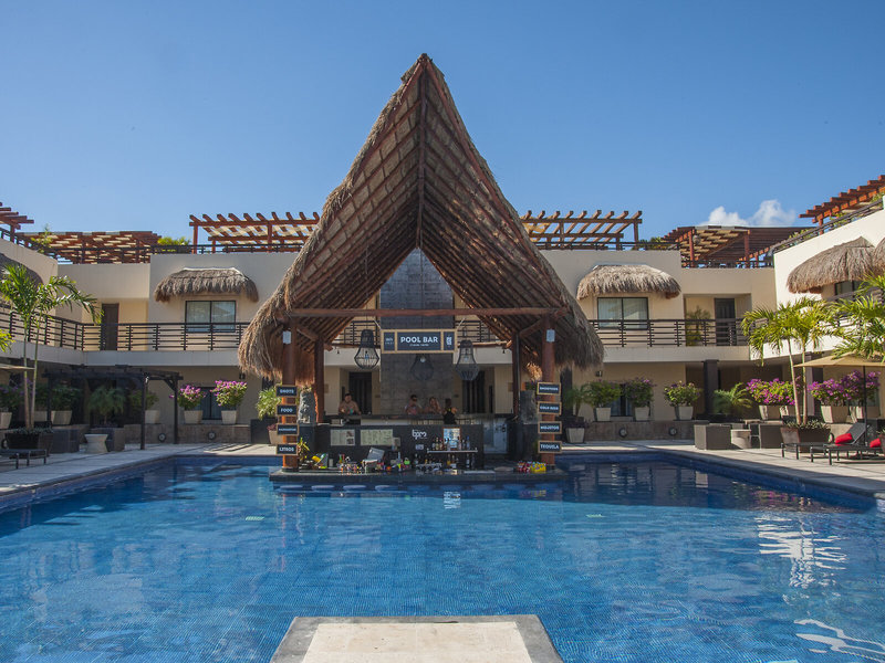 Aldea Thai By Ocean Front 3