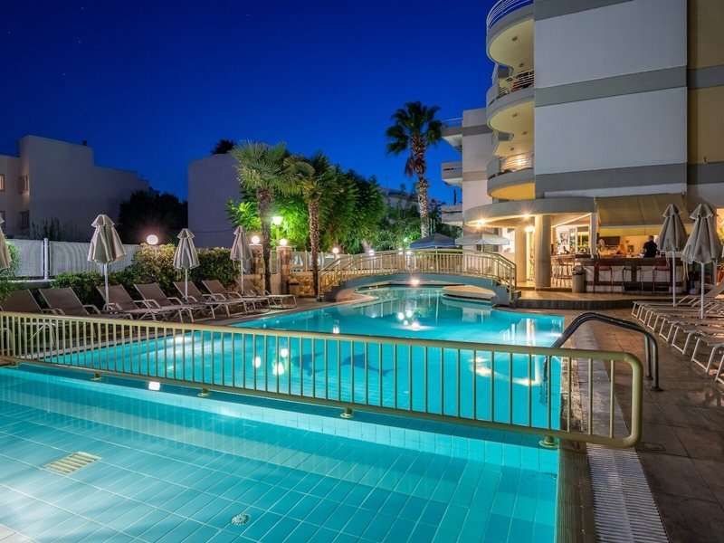 Angela Hotel 18