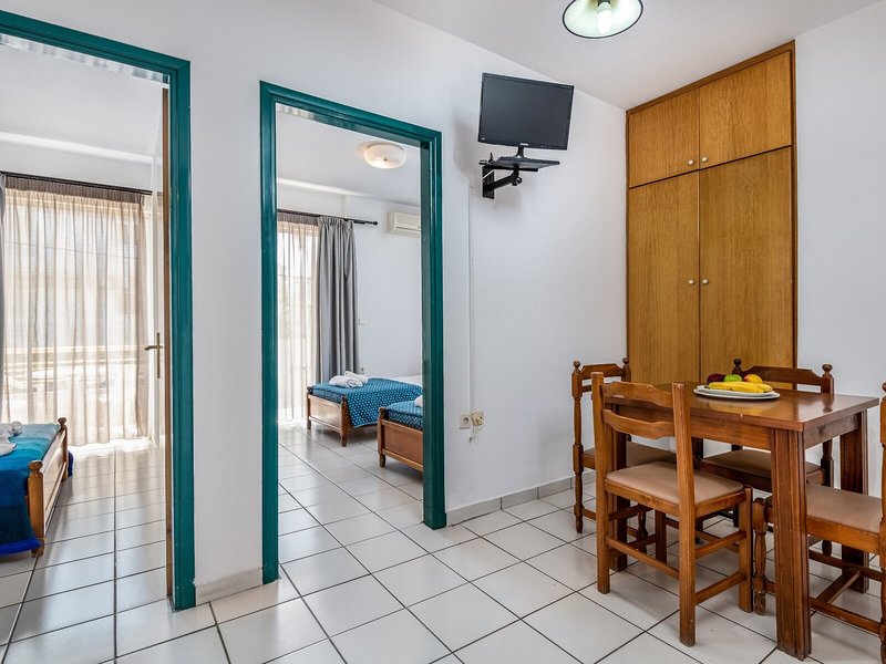 Angela Hotel 38