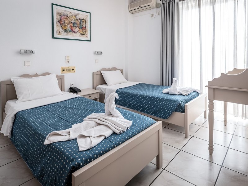 Angela Hotel 44