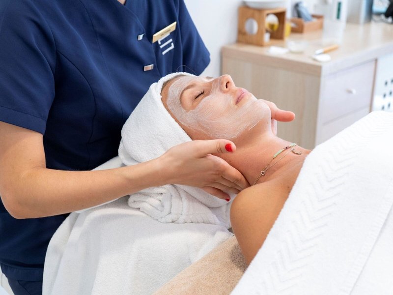 Seth Santo Tomás 31