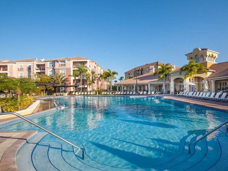 Vista Cay at Harbor Square by Millenium 12