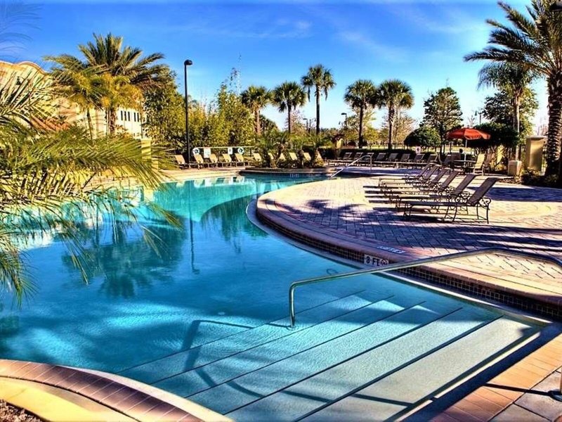 Vista Cay at Harbor Square by Millenium 15