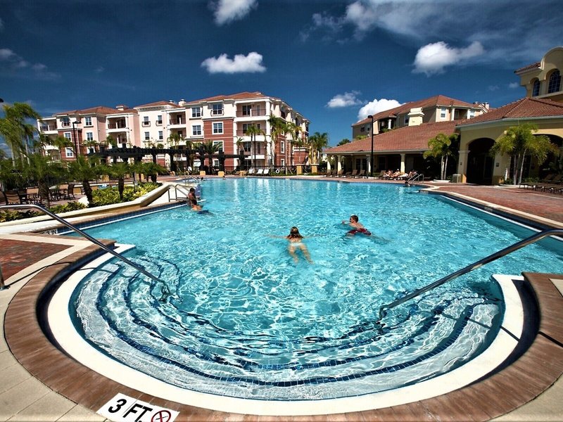 Vista Cay at Harbor Square by Millenium 16