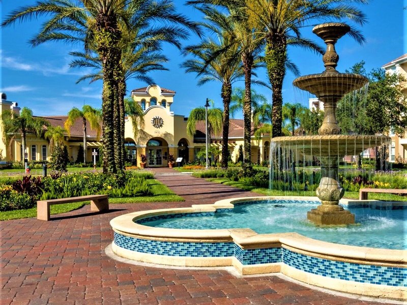 Vista Cay at Harbor Square by Millenium 17