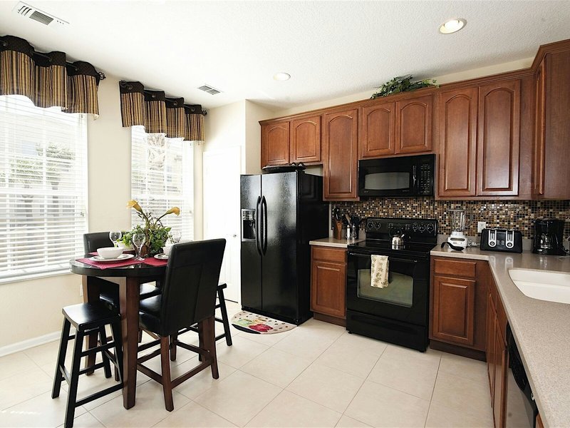 Vista Cay at Harbor Square by Millenium 32