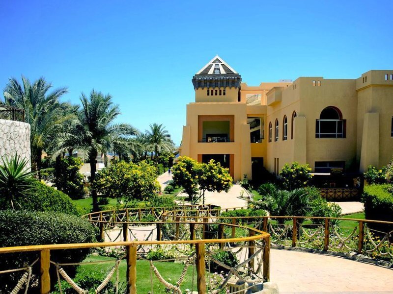 Rehana Royal Beach & Spa 5