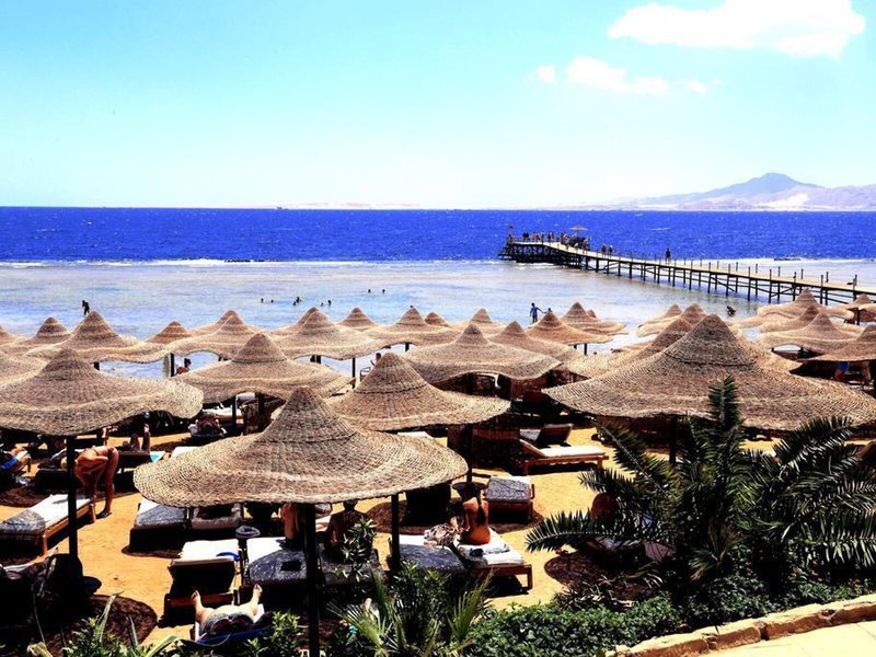 Rehana Royal Beach & Spa 8