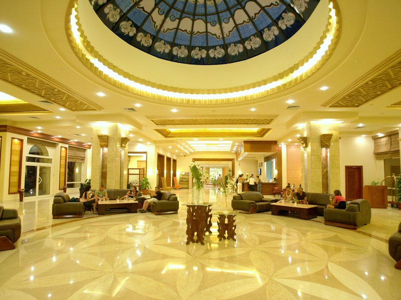 Rehana Royal Beach & Spa 20