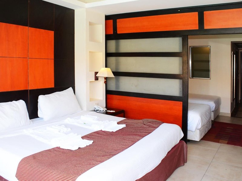 Rehana Royal Beach & Spa 33