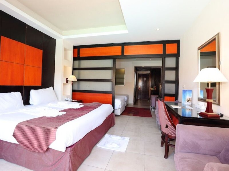 Rehana Royal Beach & Spa 35