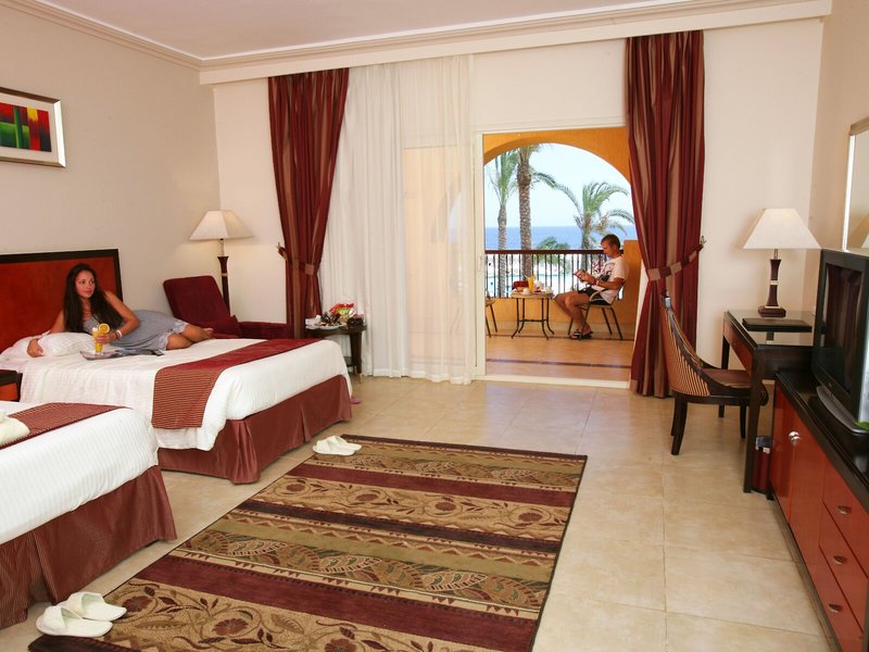 Rehana Royal Beach & Spa 36