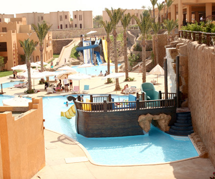 Rehana Royal Beach & Spa 2