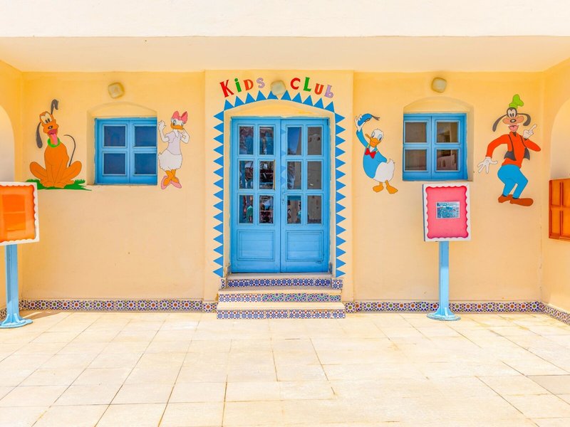 Bliss Marina Beach Resort 38