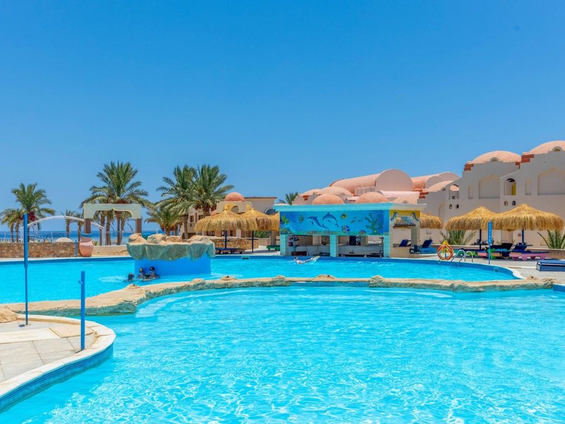 Bliss Marina Beach Resort 43