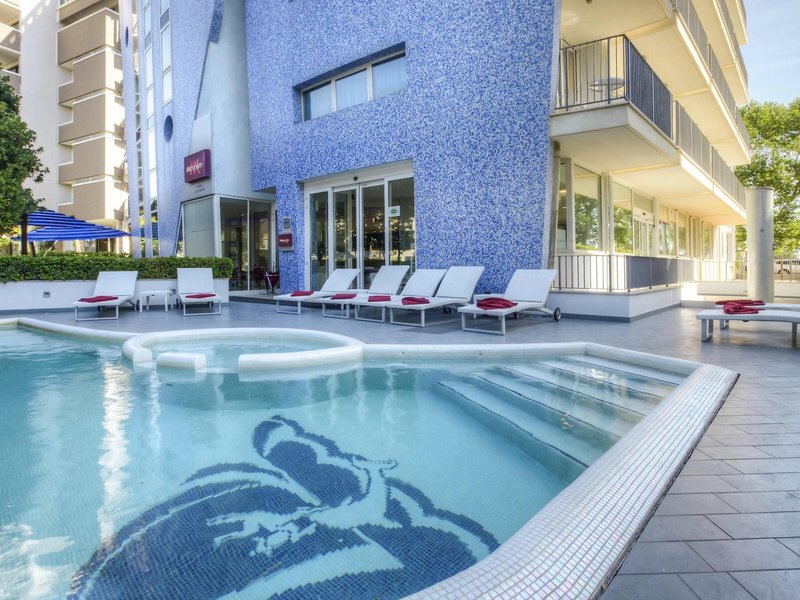 Mercure Rimini Lungomare 10 - Outdoor Pool